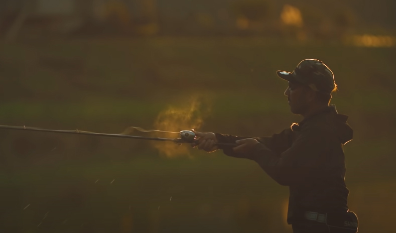 その圧倒的な飛距離に震撼するときがいよいよ。シマノ「21アンタレスDC