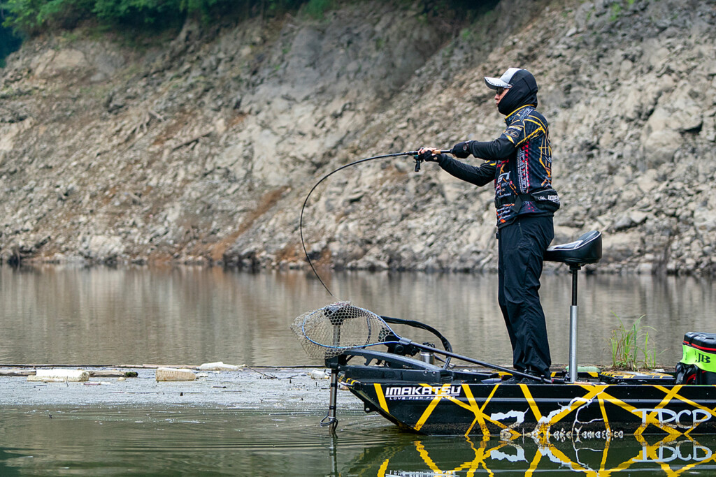 値下げ可・手渡歓迎　エバーグリーン　ジャイアントディアウルフRS 今江克隆のルアーニュースクラブR「こんなロッドは他に存在しない