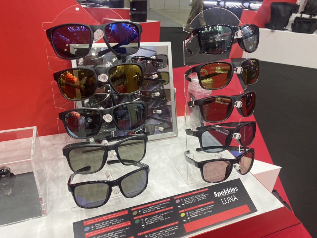 ガガガクラーク Amazon | H2C(エイチツーシー) クランクケースカバー 右側 GROM